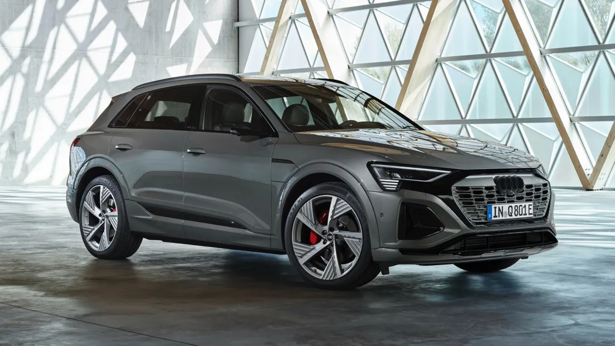 Audi e tron 50 deals vs 55