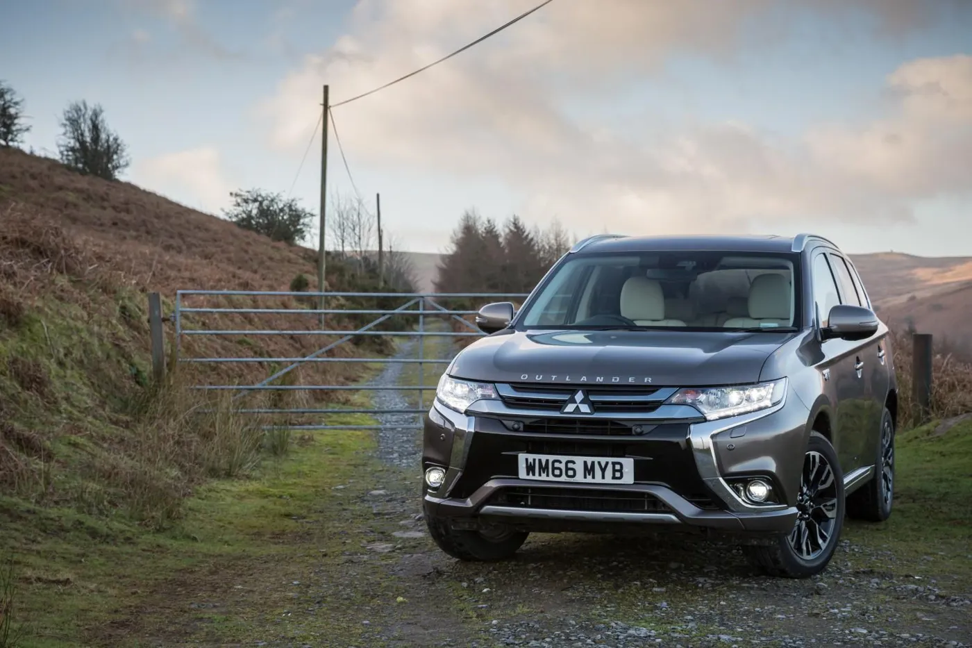 mitsubishi outlander phev recharge