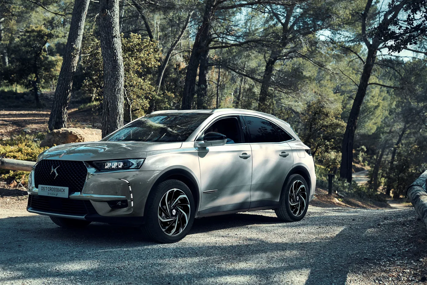 DS 7 Crossback E-Tense plug-in hybrid, first drive