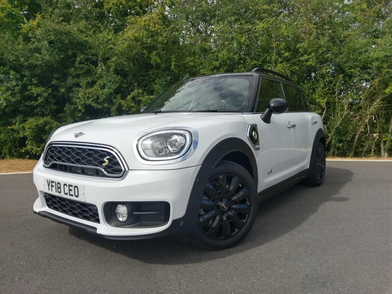 Is the MINI Countryman Suitable for a Small Family? - The Car Guide