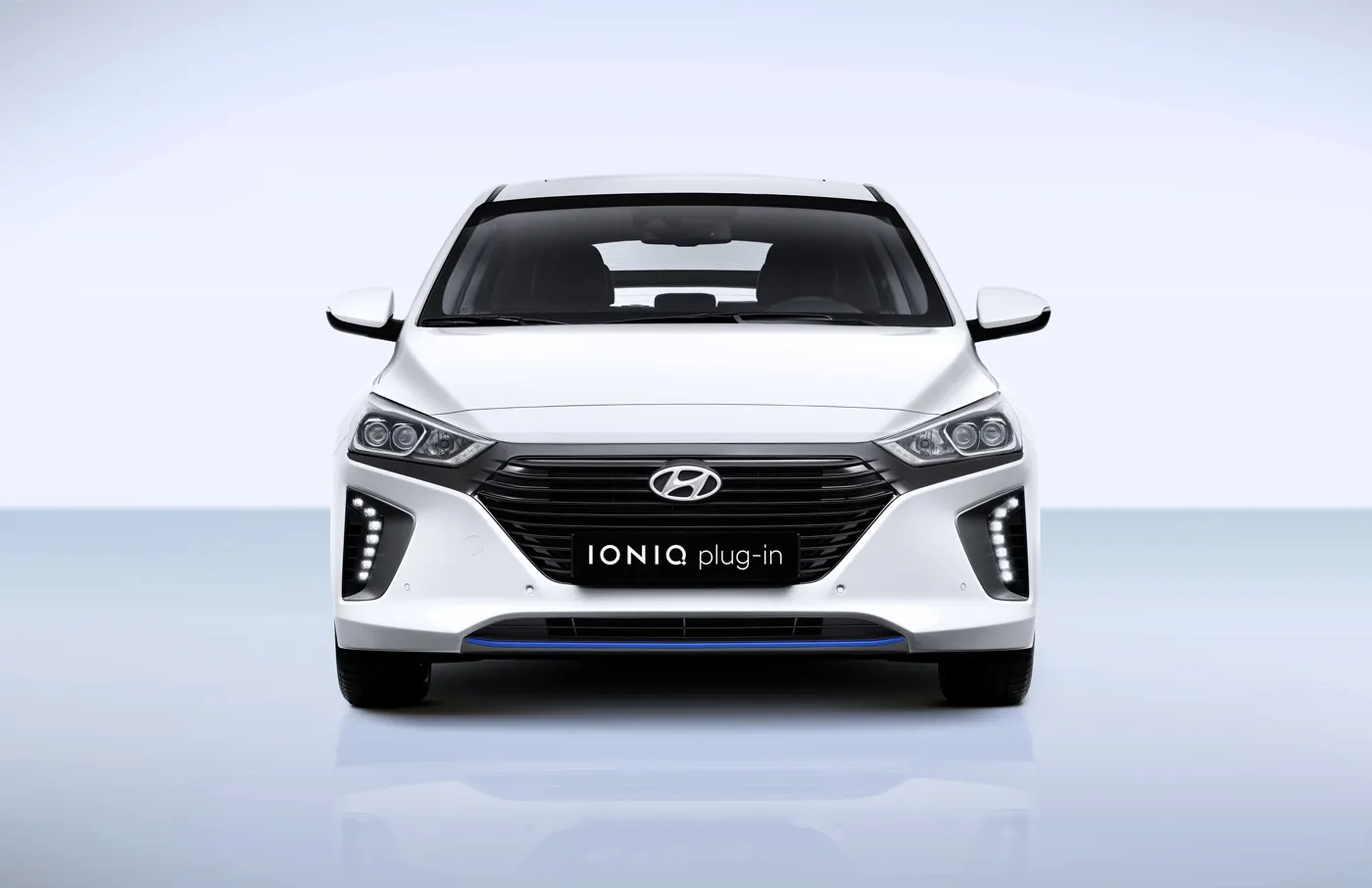 Hyundai ioniq deals plug in 2017