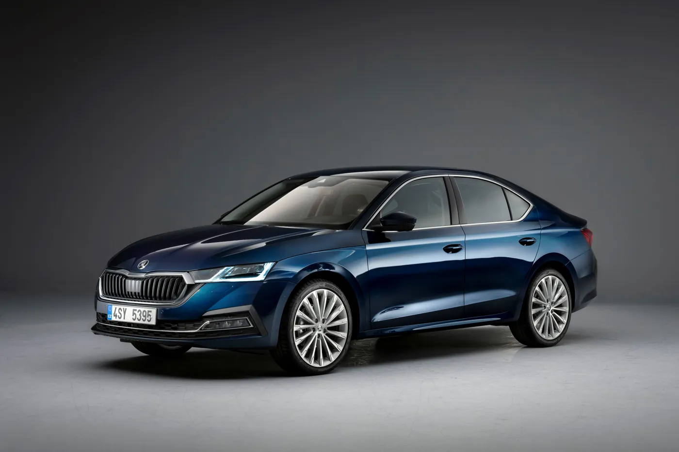 New Skoda Octavia 4th Generation New Model, On Road Price, Mileage, Features