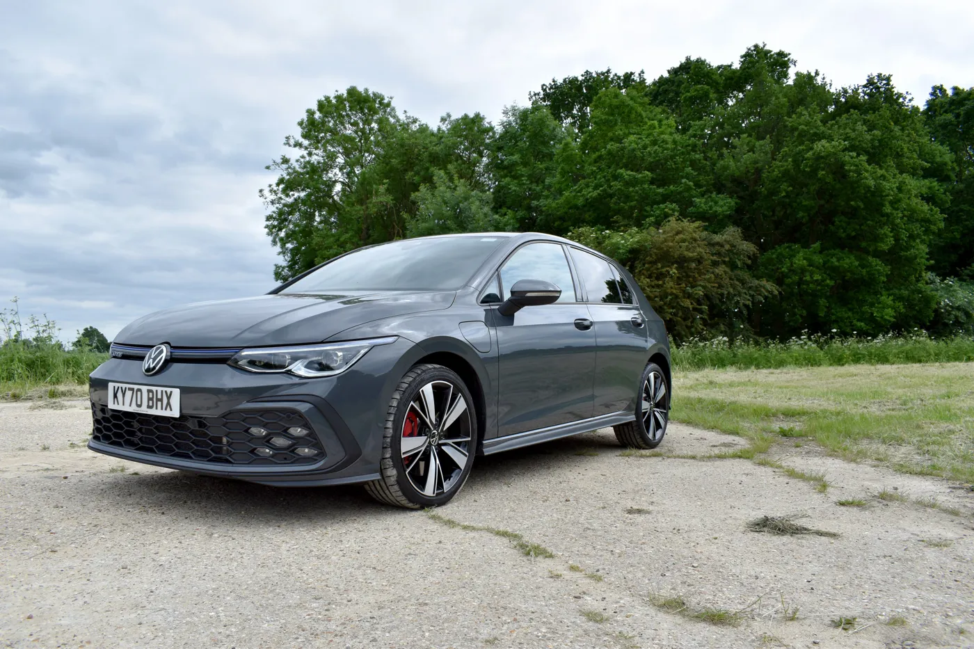 New VW Golf GTE: hybrid hatch breaks cover