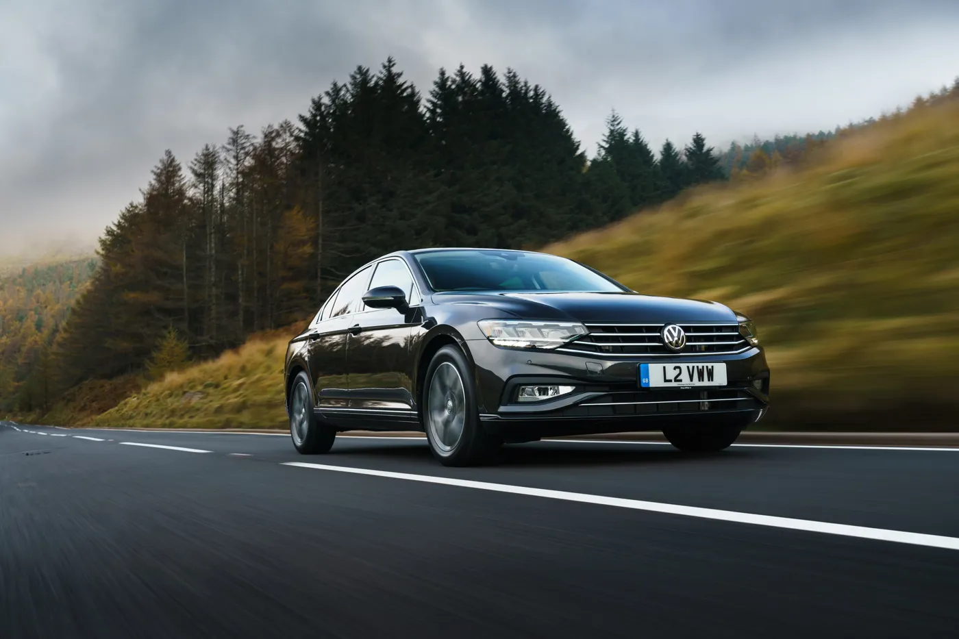 The new Passat: the world's most successful mid-range model will be the  first Volkswagen to offer partly automated driving at cruising speed
