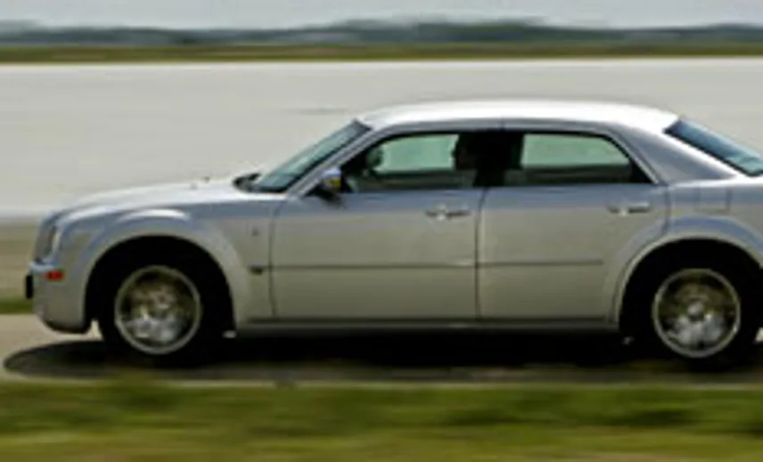 Chrysler 300C 2006 review