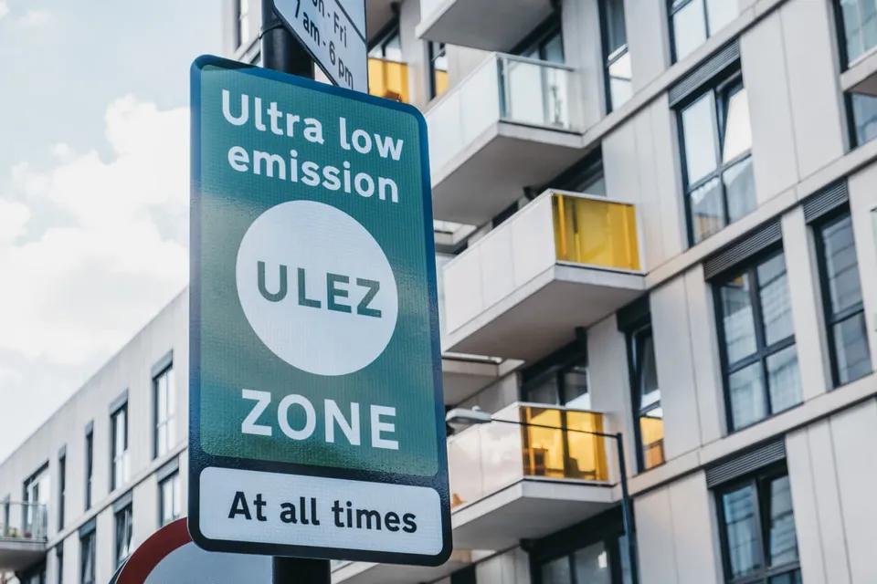 Drivers fined 70m for not paying London s ULEZ charge