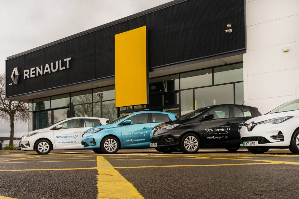 Renault dealers switch to EV courtesy fleet