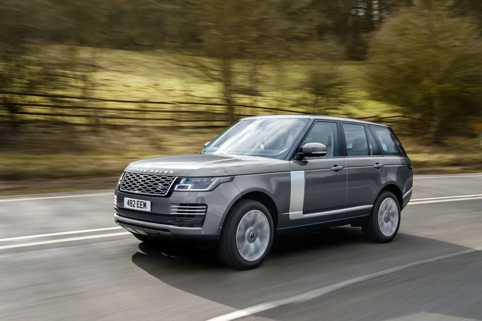 Mhev deals range rover