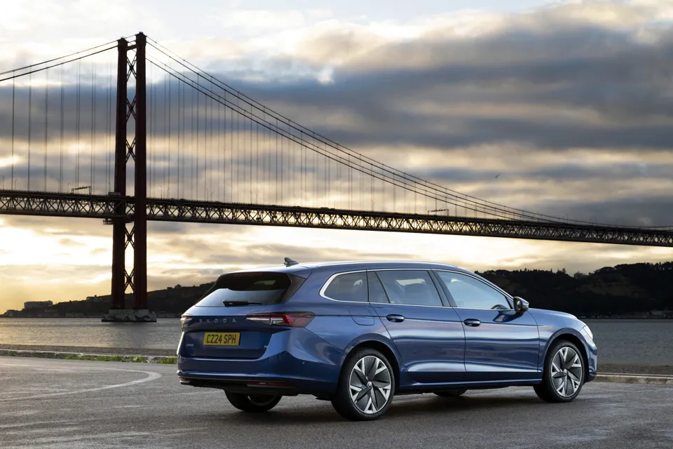 Skoda superb iv range sales