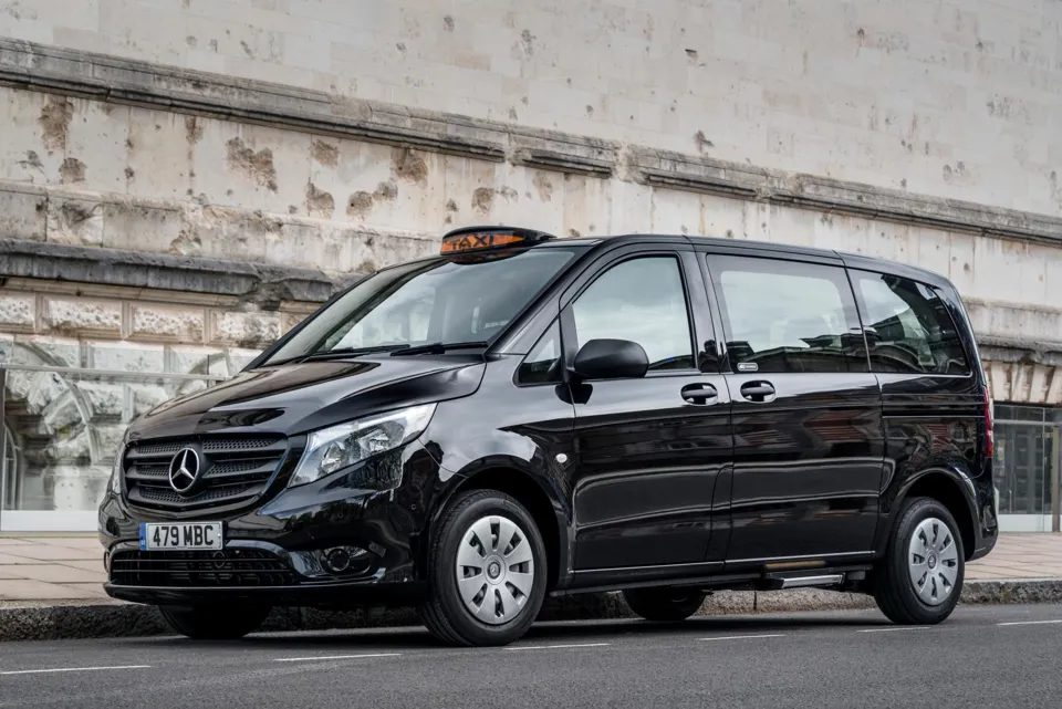 Mercedes vito black hot sale cab for sale