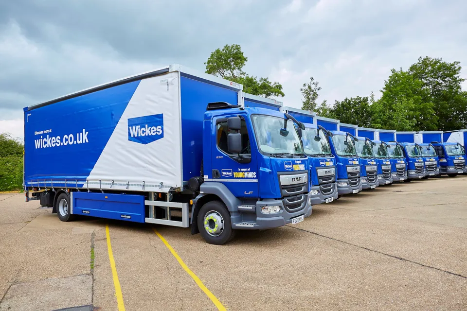Ryder supplies Daf vehicles for Wickes' home delivery fleet