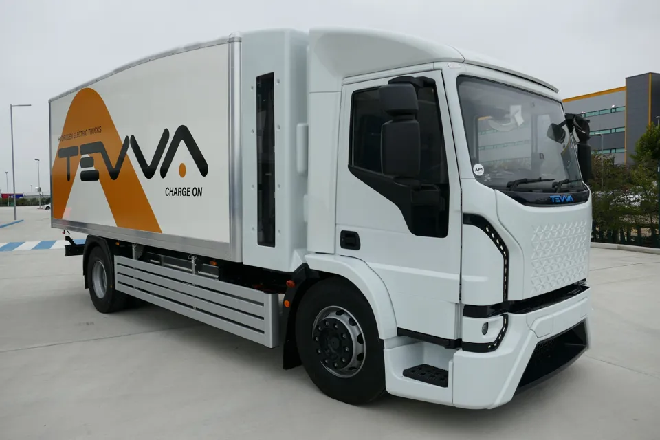 Tevva unveils 19tonne hydrogen electric truck