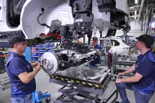 BMW commences small series production of hydrogen iX5