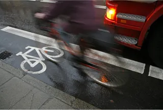 Cyclist passing lorry