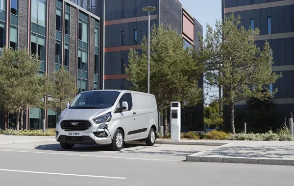 Ford Transit Custom plug-in hybrid electric vehicle