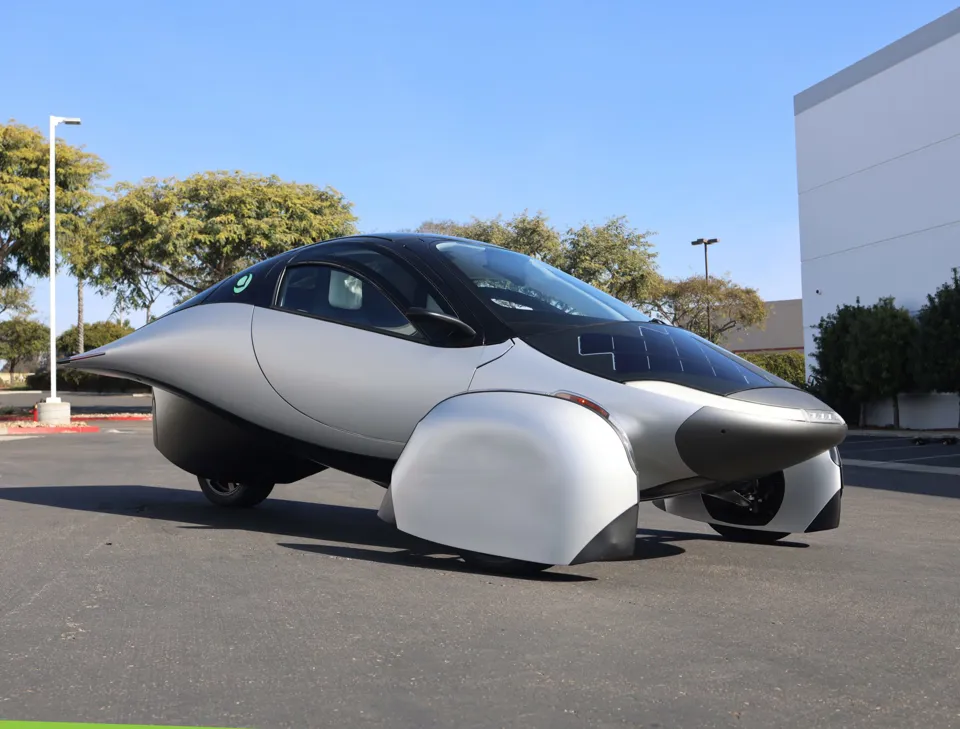 Aptera solar car