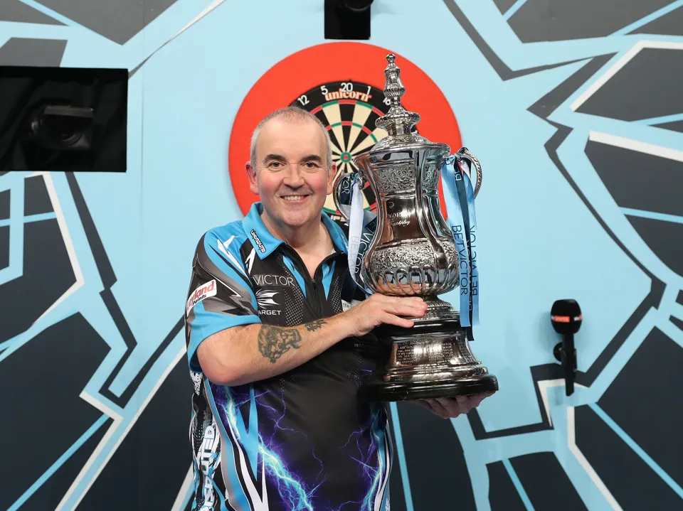 Play darts against Phil 'The Power' Taylor at Fleet Management Live