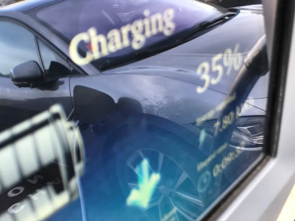 Polar charge point EV 