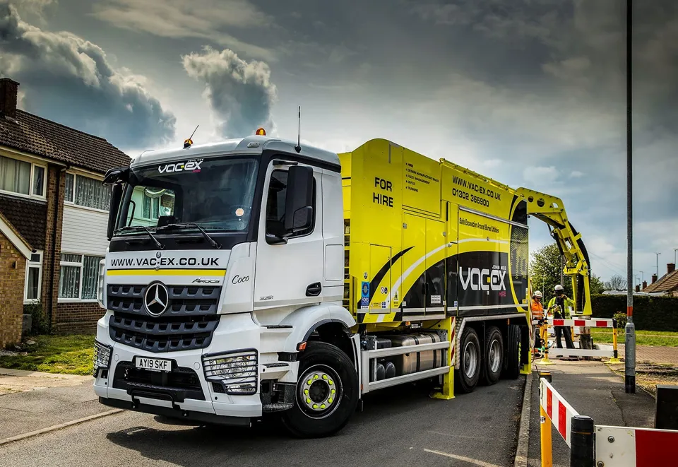 Mercedes-Benz Arocs Econic MTS Suction Systems